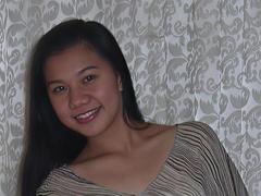 AuroraMaze - female with black hair and  big tits webcam at xLoveCam