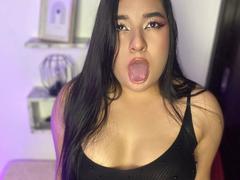 AuroraSxx - female with black hair webcam at xLoveCam