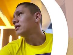 AustinBu - male webcam at xLoveCam