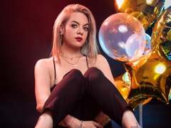 AvaMiaa - female with brown hair webcam at LiveJasmin