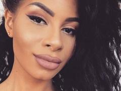 CarynneTaylor - female with black hair and  big tits webcam at LiveJasmin