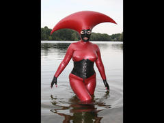 Avengelique-hot - blond female with  big tits webcam at xLoveCam