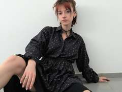 AveryLia - female with red hair webcam at LiveJasmin