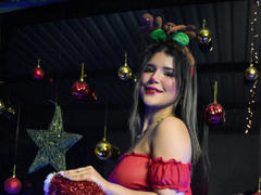 AvrilThomas - female with brown hair and  big tits webcam at xLoveCam