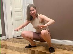 AvroraSnowww - blond female with  small tits webcam at ImLive