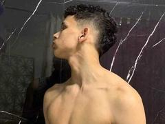 AxelBiel - male webcam at xLoveCam