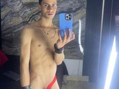 AxelBigCock - male webcam at xLoveCam