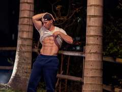 AxelFairchaild - male webcam at xLoveCam