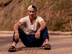 AxelFairchaild - male webcam at xLoveCam