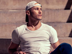 AxelFairchaild - male webcam at xLoveCam