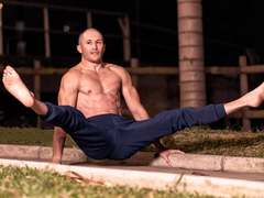 AxelFairchaild - male webcam at xLoveCam