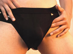 AxelLaciel - shemale with black hair webcam at xLoveCam