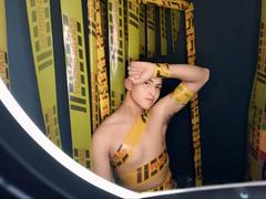 AxelSavage - male webcam at xLoveCam