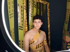AxelSavage - male webcam at xLoveCam