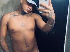 AxellKing69 - male webcam at xLoveCam
