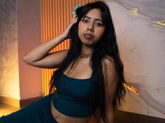 AyameFoxy - female with black hair webcam at xLoveCam