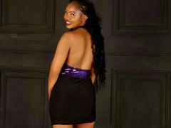 Ayrah-hot - female with black hair webcam at xLoveCam