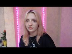 AyumiBabe - female with brown hair and  big tits webcam at xLoveCam