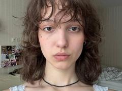 AzzieDeyon - female webcam at xLoveCam
