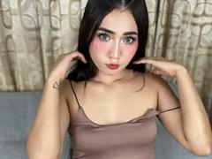 BabiMoonn from xLoveCam