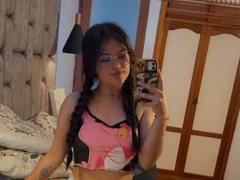 BadBellax69 - female with black hair and  big tits webcam at xLoveCam