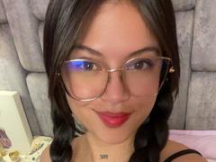 BadBellax69 - female with black hair and  big tits webcam at xLoveCam