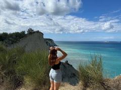 Bailey-hot - female with brown hair webcam at xLoveCam