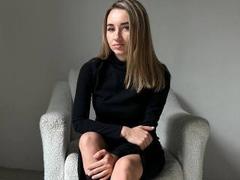 Gadiva - blond female with  small tits webcam at xLoveCam