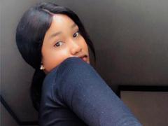 BarbLeeZaa from xLoveCam