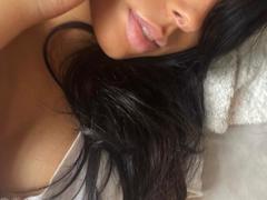 BarbaraG - female with brown hair webcam at xLoveCam