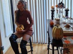 BarbaraLustt - female with brown hair and  big tits webcam at xLoveCam