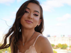 BarbaraLustt - female with brown hair and  big tits webcam at xLoveCam