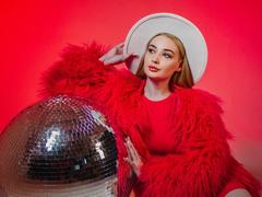 MilanaTiler - blond female webcam at LiveJasmin