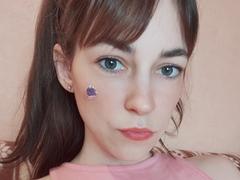 Barbariana - female with brown hair webcam at xLoveCam
