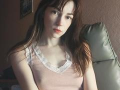 Barbariana - female with brown hair webcam at xLoveCam