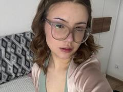 BarrieGromley - female with black hair and  big tits webcam at xLoveCam