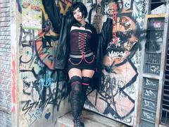 BatiDark - female with black hair webcam at xLoveCam
