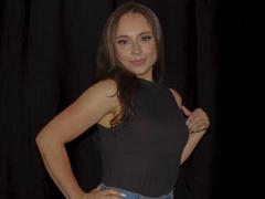 BeautyBellaX - female with brown hair and  small tits webcam at xLoveCam