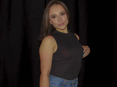 BeautyBellaX - female with brown hair and  small tits webcam at xLoveCam