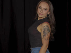 BeautyBellaX - female with brown hair and  small tits webcam at xLoveCam