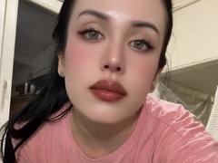 BeautyCoral - female with brown hair and  small tits webcam at xLoveCam