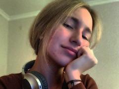 BeautyGinger from xLoveCam