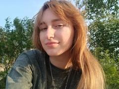 BeautyGinger - female webcam at xLoveCam