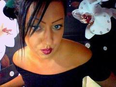RoxaneX - female with black hair and  big tits webcam at xLoveCam