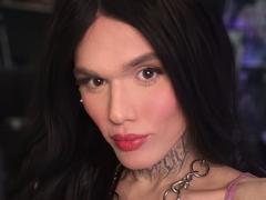 Becab - shemale webcam at xLoveCam