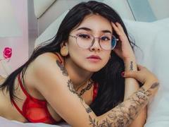 BeccaAddams - female with black hair webcam at xLoveCam