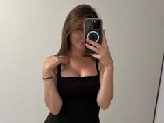 BeccaJoy - female with brown hair and  big tits webcam at xLoveCam