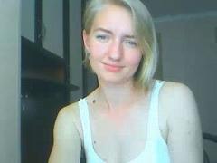 BeckiXJewel from xLoveCam