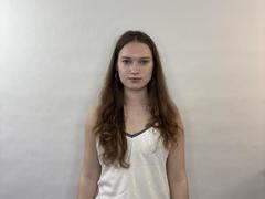 BeckieHermanson - female with brown hair webcam at xLoveCam