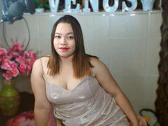 BedLover69-hot from xLoveCam